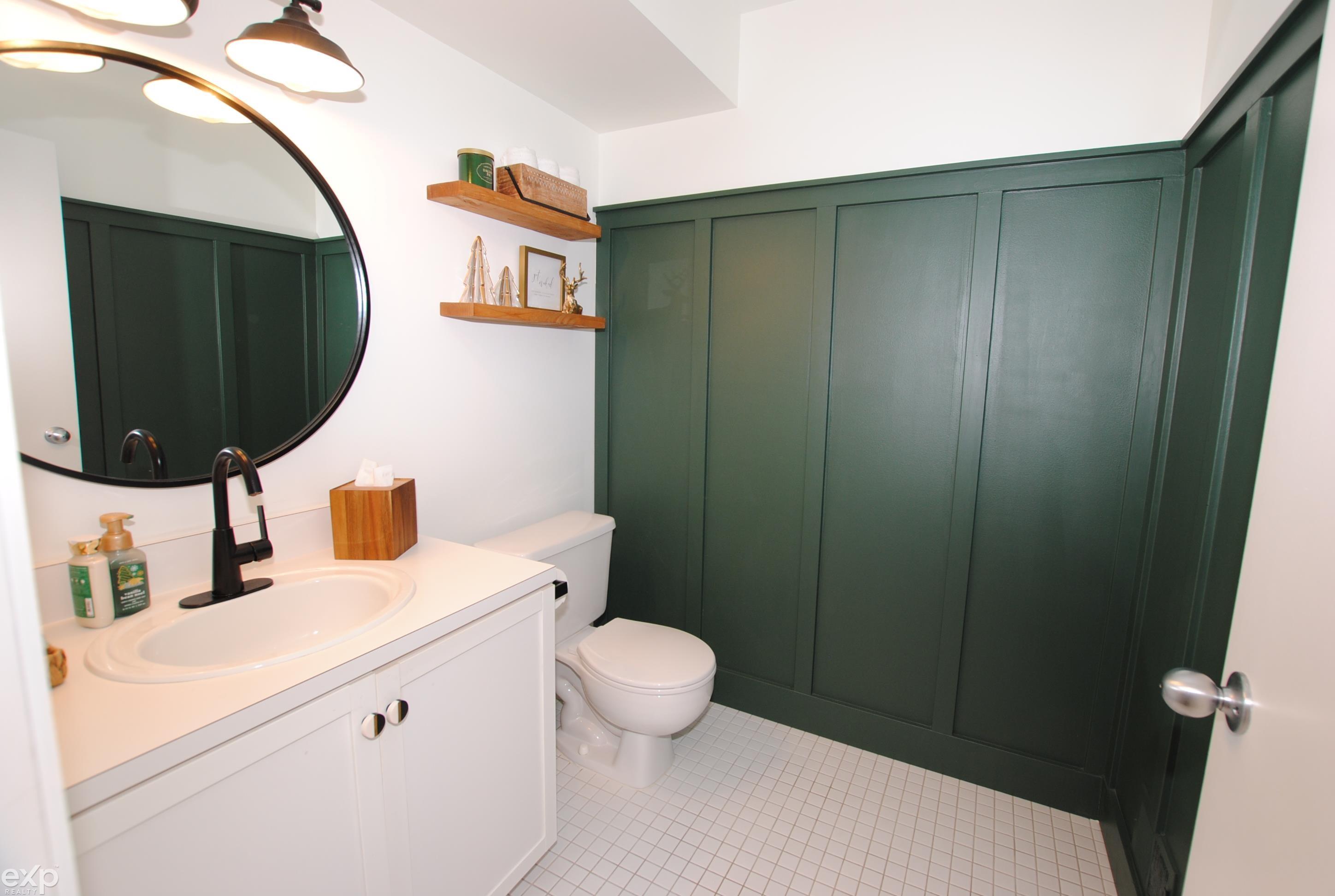 674 Camden Court Rochester, MI 48307 - Photo 21 of 49