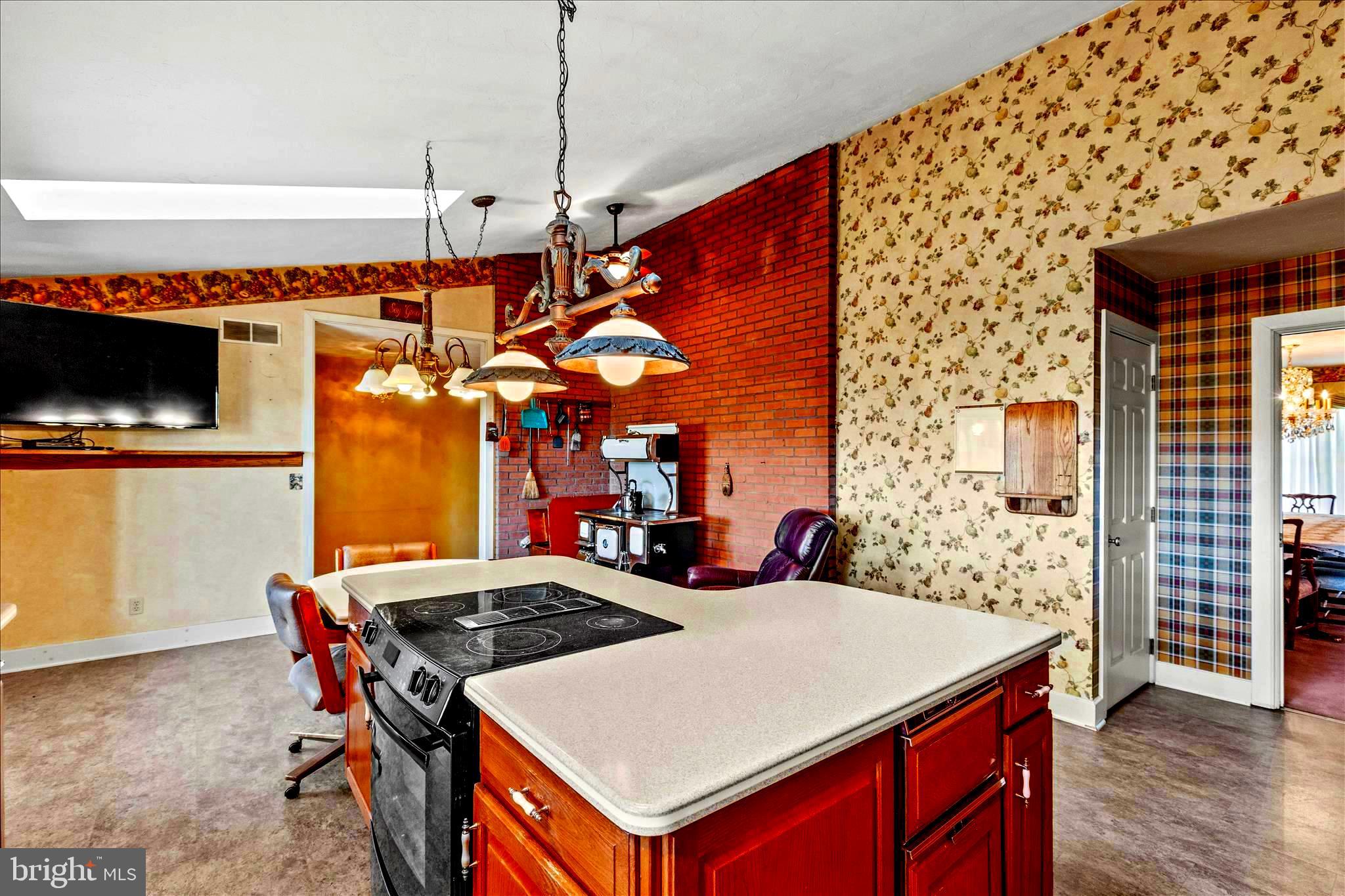 320 Dubs Church Road Hanover, PA 17331 - Photo 22 of 98 Gallery Image 22