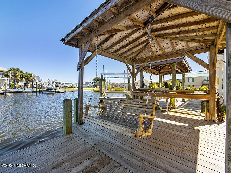 6018 6th Street Surf City, NC 28445 - Photo 8 of 50 8-web-or-mls-08