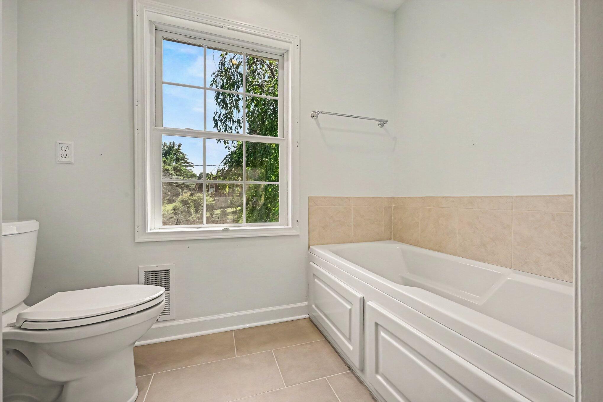 3004 Brandywine Road Kalamazoo, MI 49008 - Photo 26 of 41 022_file_7924