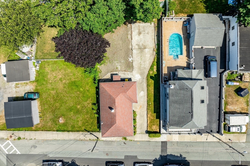 22 Queen Street Fall River, MA 02724 - Photo 28 of 32