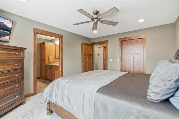 $625,000 | 265 Vista Circle, River Falls, WI 54022