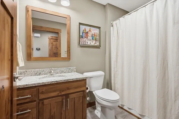 $625,000 | 265 Vista Circle, River Falls, WI 54022