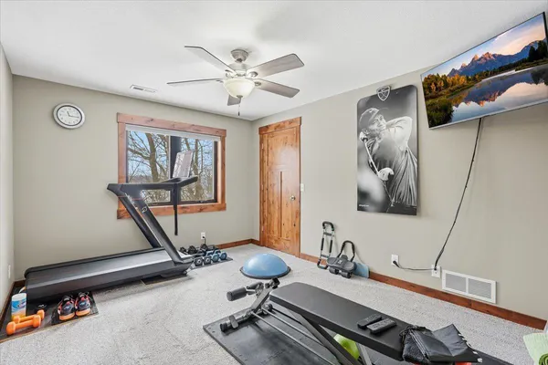 $625,000 | 265 Vista Circle, River Falls, WI 54022