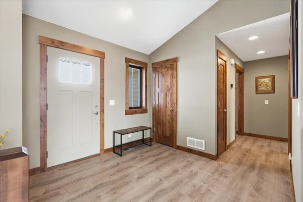 $625,000 | 265 Vista Circle, River Falls, WI 54022