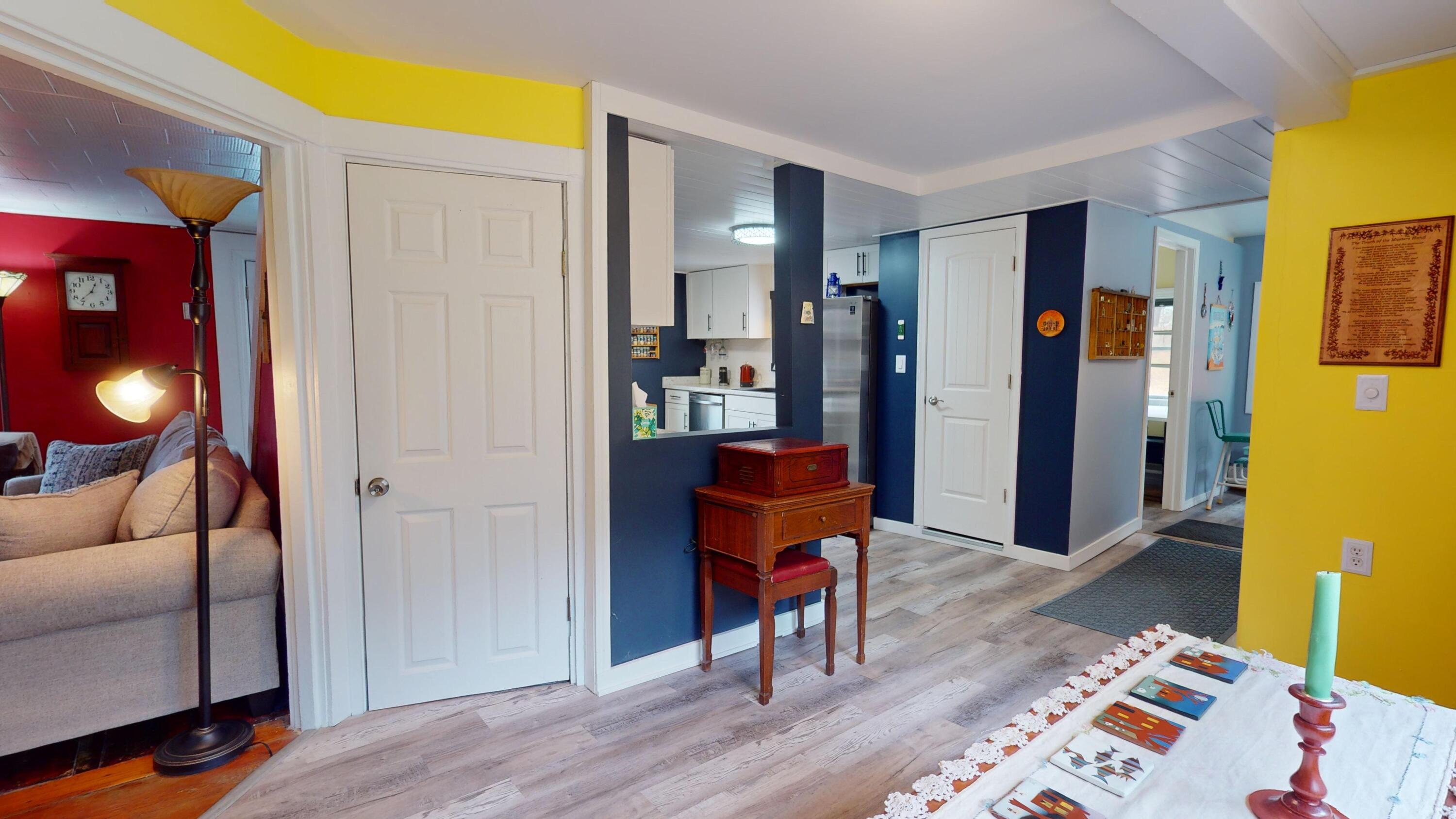 8 Rock Street Bangor, ME 04401 - Photo 14 of 40 12