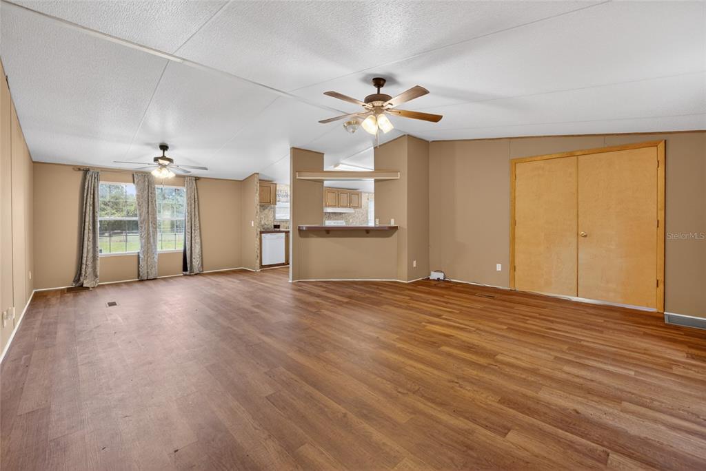 13530 Southwest 87 Street Archer, FL 32618 - Photo 3 of 23