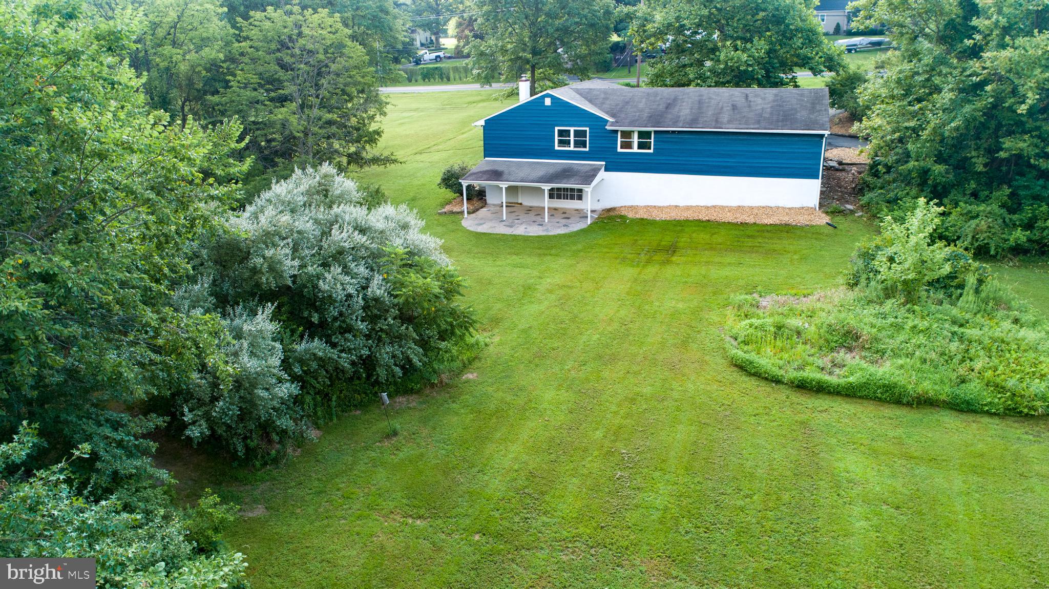 5389 Point Pleasant Pike Doylestown, PA 18902 - Photo 9 of 58