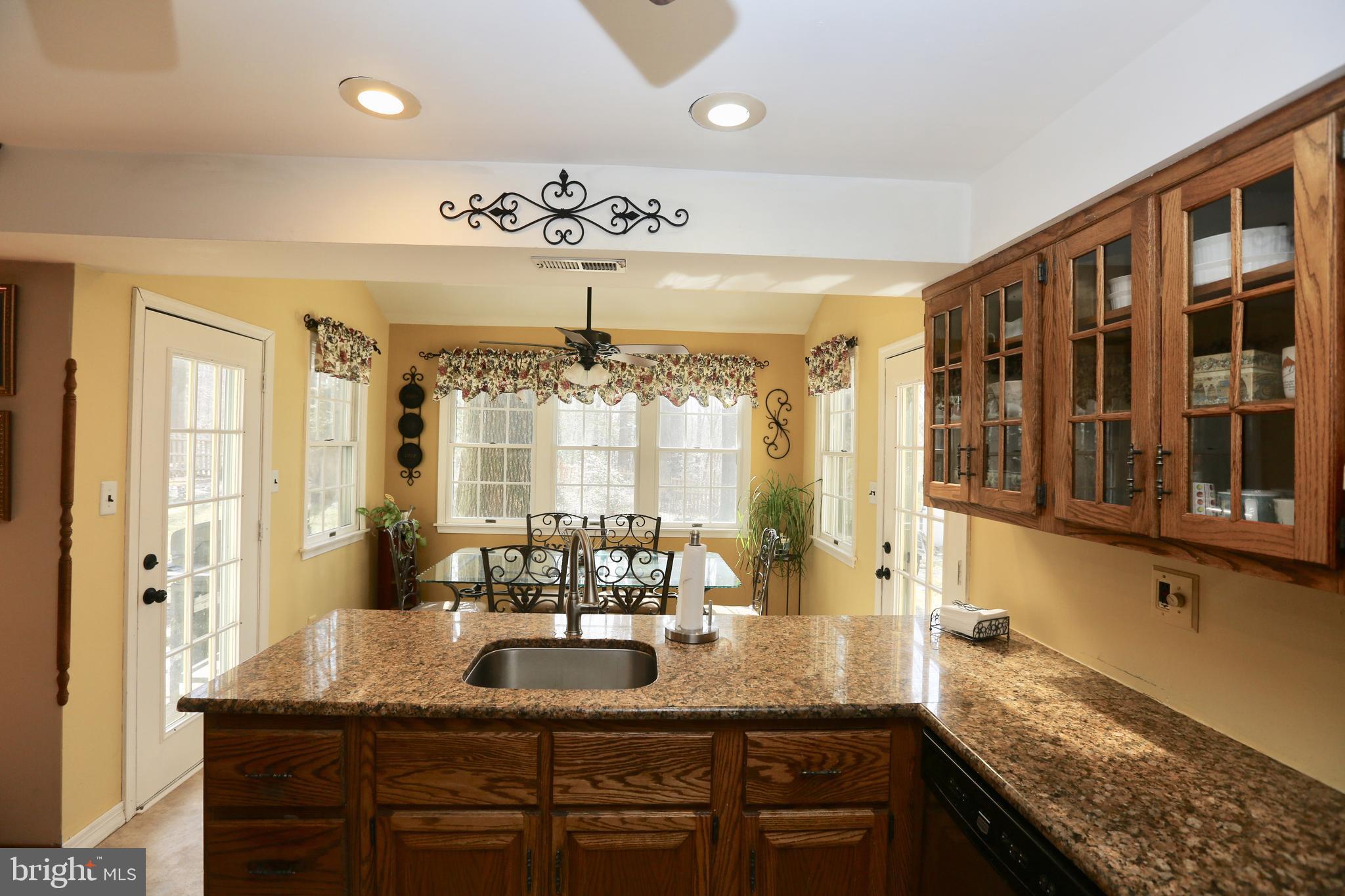 122 Hillside Road Stratford, NJ 08084 - Photo 11 of 29 Breakfast Area Addition