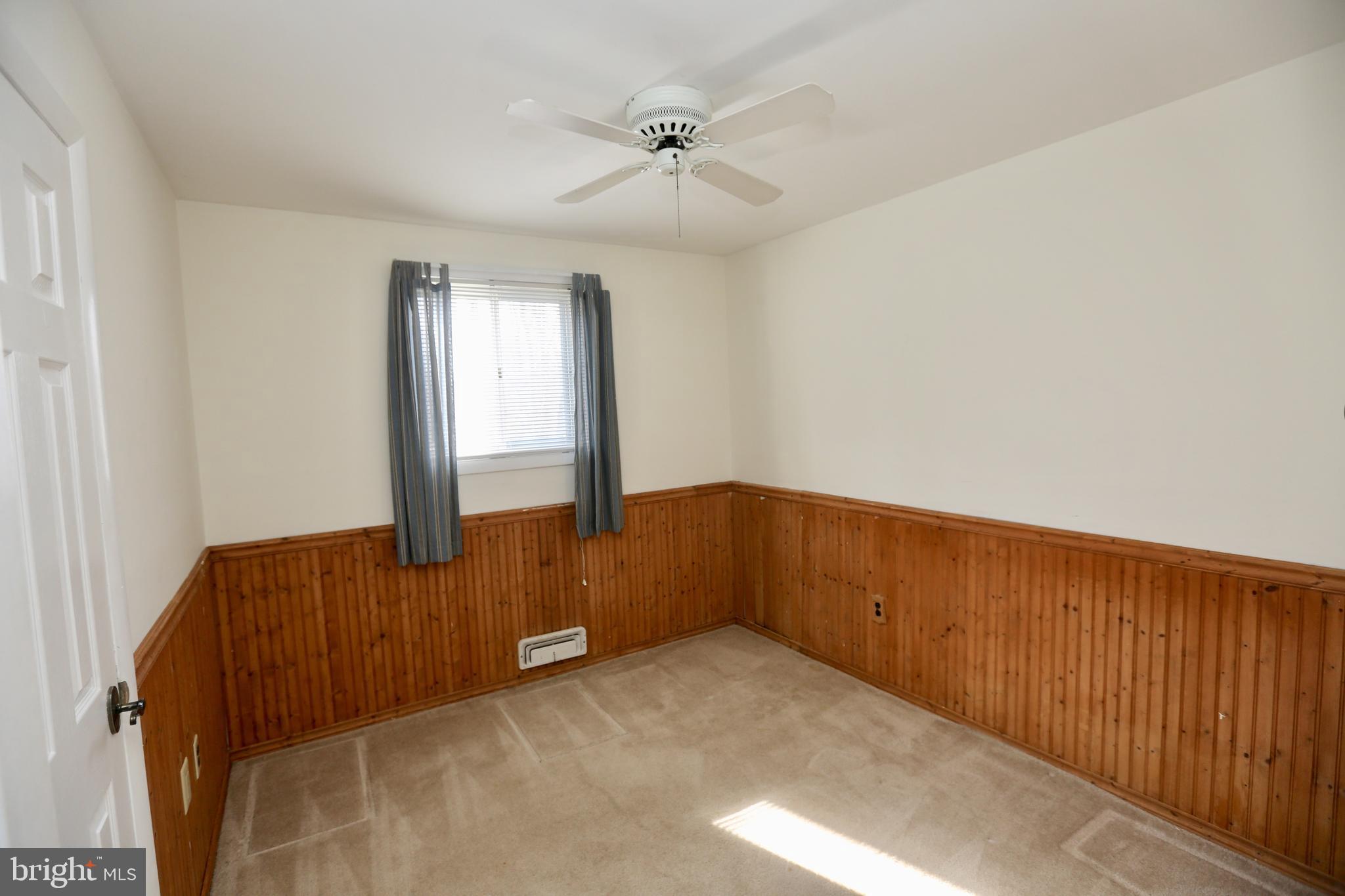 122 Hillside Road Stratford, NJ 08084 - Photo 27 of 29 5th Bedroom or Study
