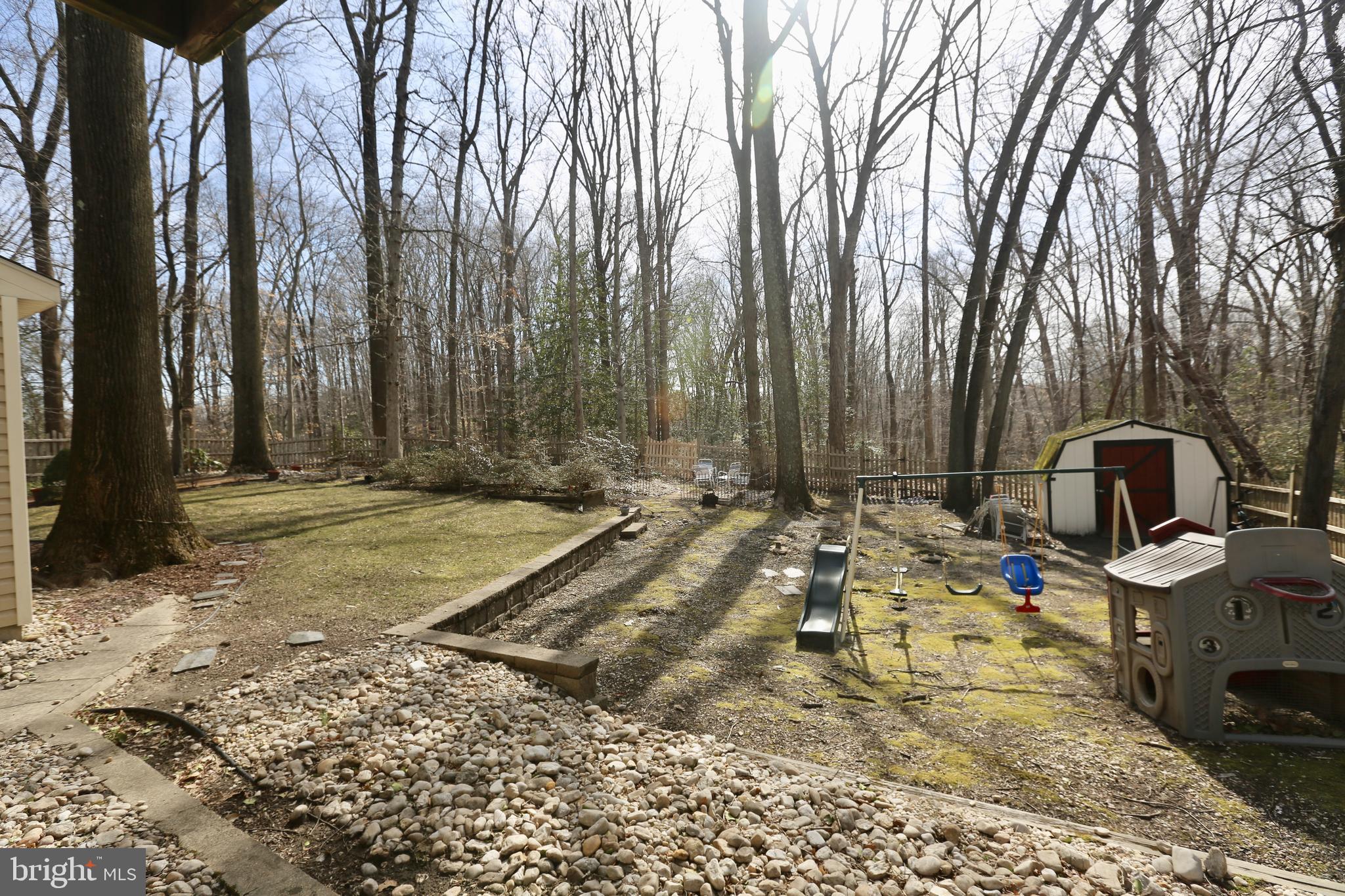122 Hillside Road Stratford, NJ 08084 - Photo 28 of 29 Private Wood Lot w/Fenced in Yard