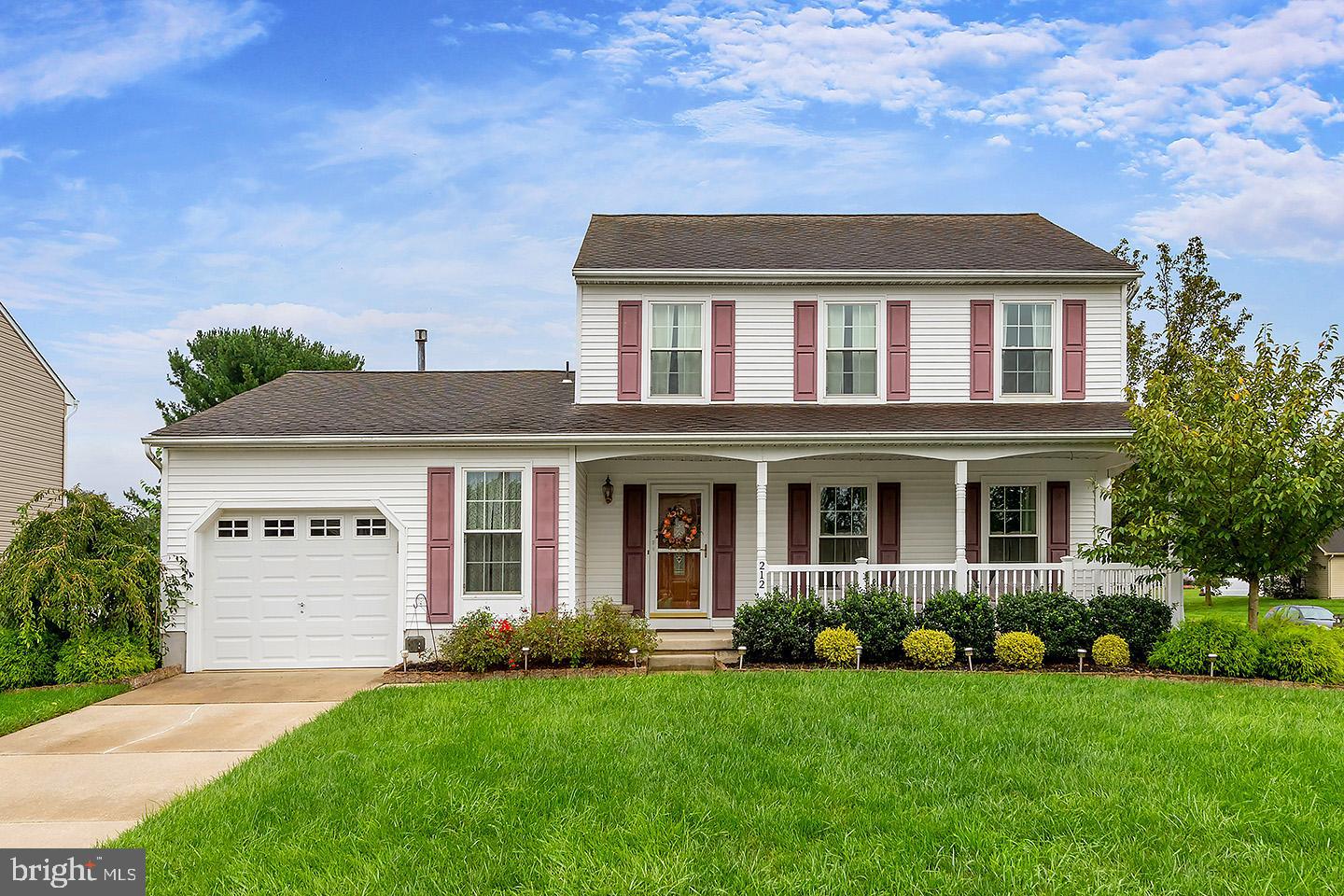 212 Lomond Road Williamstown, NJ 08094 - Photo 1 of 21 Exterior front