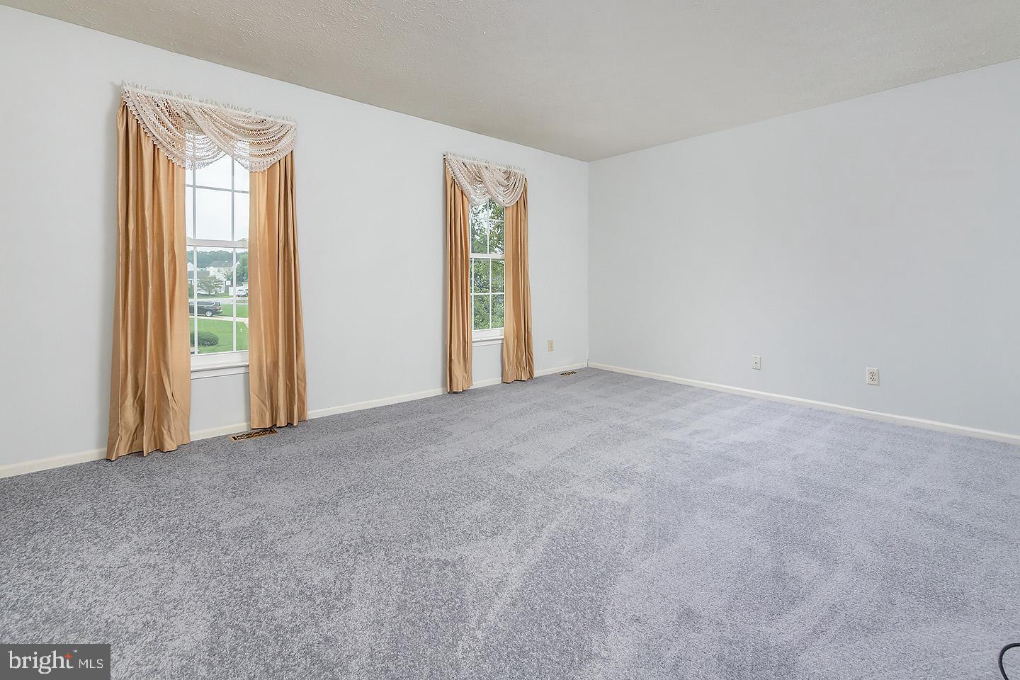 212 Lomond Road Williamstown, NJ 08094 - Photo 17 of 21 Primary bedroom
