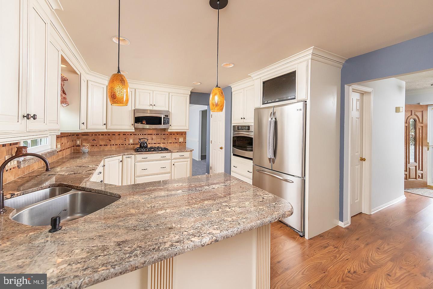 212 Lomond Road Williamstown, NJ 08094 - Photo 6 of 21 Kitchen