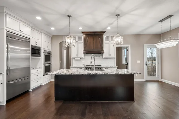 $749,900 | 12790 Lake Vista Lane North, Champlin, MN 55316