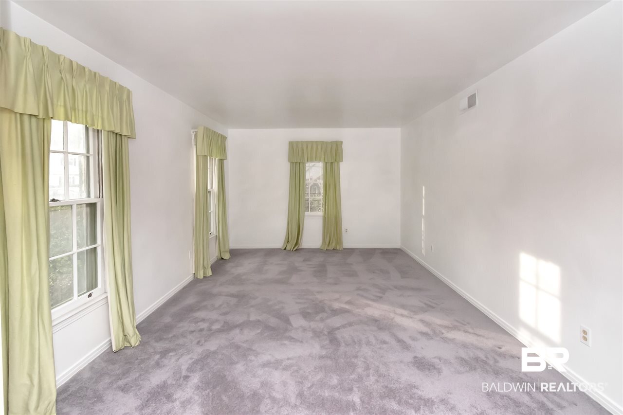 402 Coventry Way Mobile, AL 36606 - Photo 13 of 39