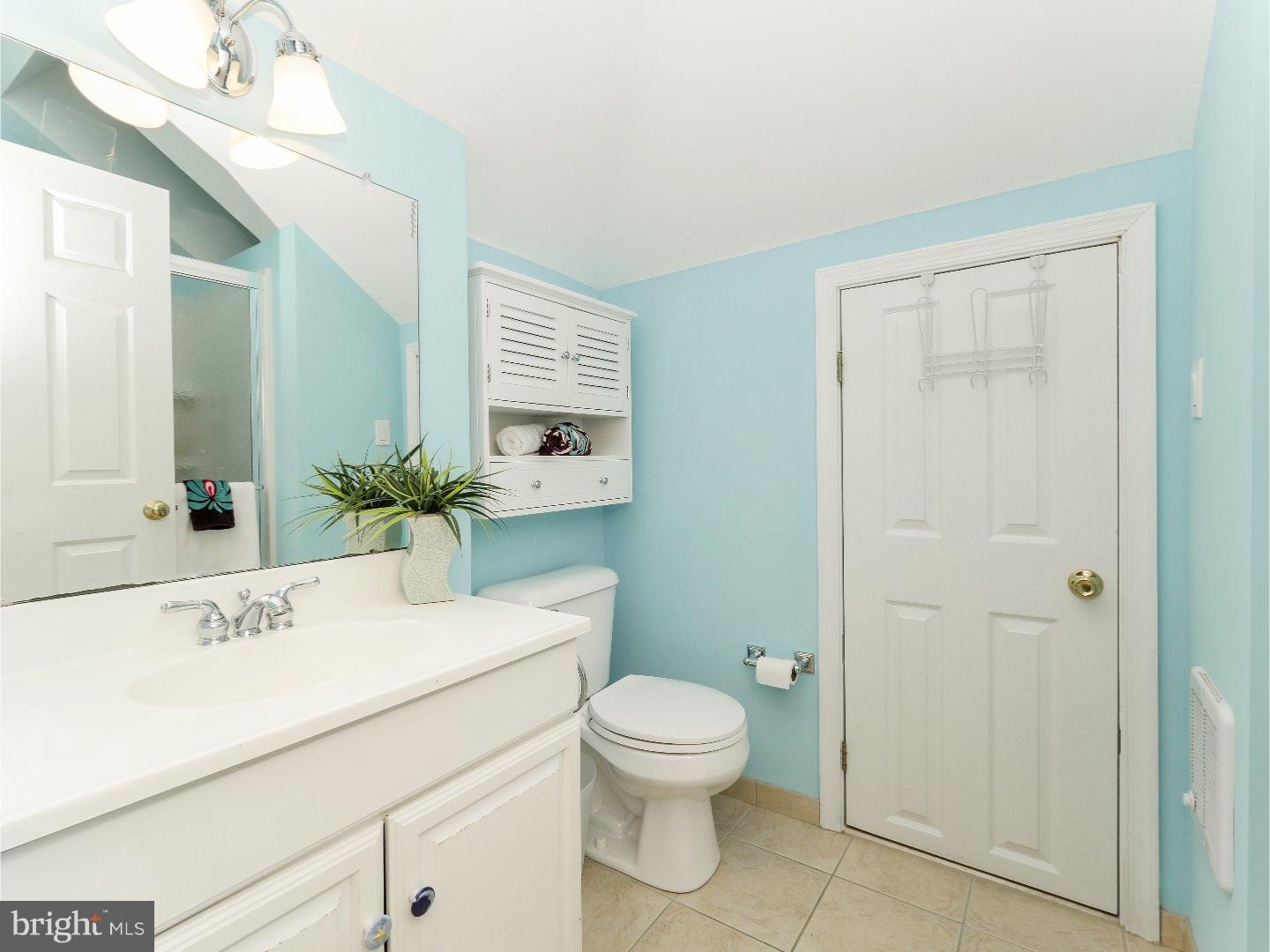 1366 Old Ford Road Huntingdon Valley, PA 19006 - Photo 16 of 25 Bathroom