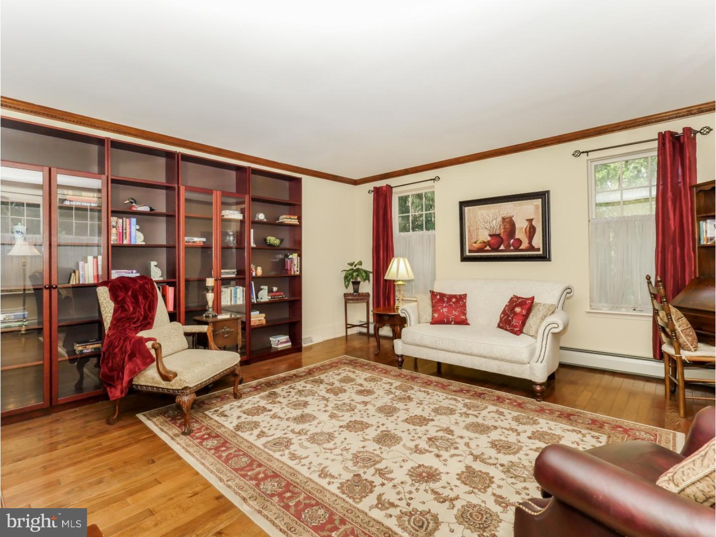 1366 Old Ford Road Huntingdon Valley, PA 19006 - Photo 7 of 25 Living Room