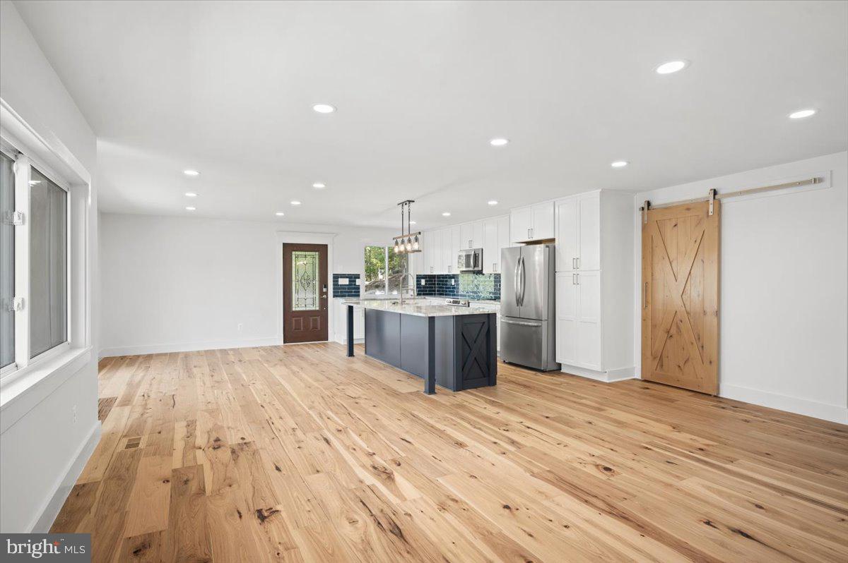 4117 Crow Rock Road Myersville, MD 21773 - Photo 18 of 97 Family Room to Kitchen