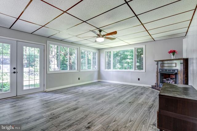 $390,000 | 430 Garden Lane, Aston, PA 19014