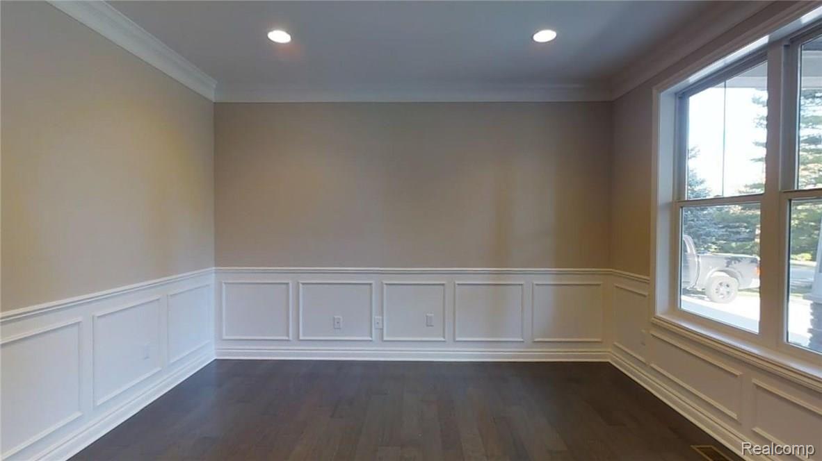 689 Romeo Road Rochester, MI 48307 - Photo 10 of 21 09.22