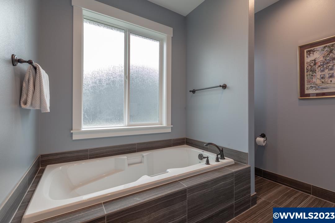 7002 Riva Ridge Drive Southeast Turner, OR 97392 - Photo 24 of 36 Gallery Image 24