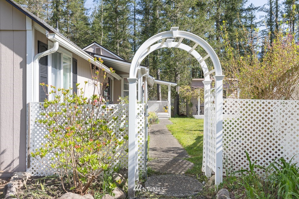 41015 Wallace Falls Loop Road Gold Bar, WA 98251 - Photo 2 of 20 Gallery Image 2