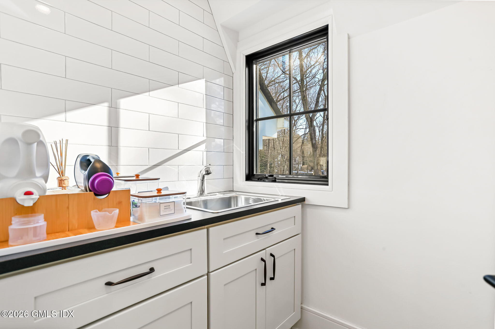 191 North Street Greenwich, CT 06830 - Photo 26 of 40 53-web-or-mls-191-north-st