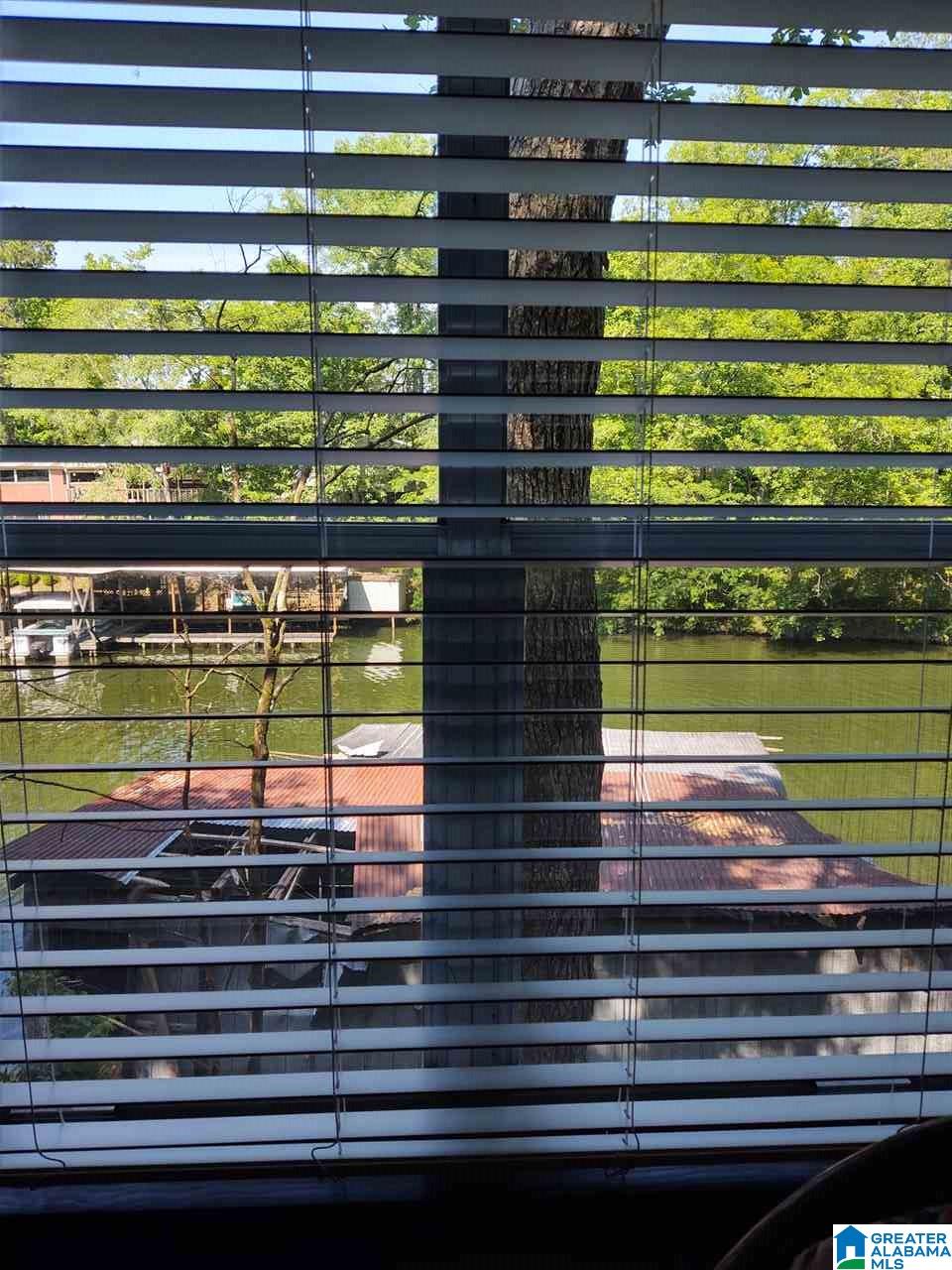 136 Minor Loop Adger, AL 35006 - Photo 9 of 33