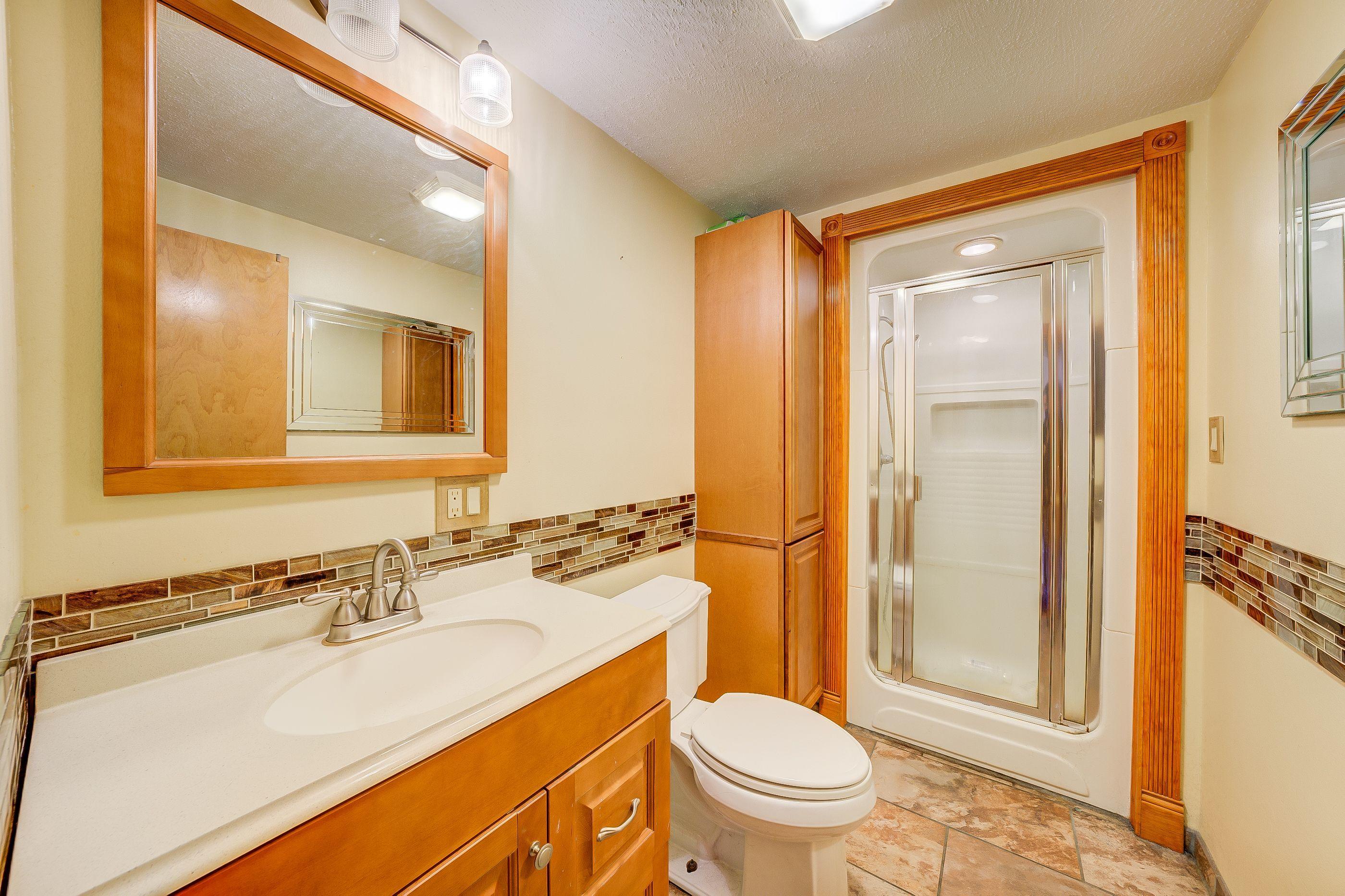 4074 Bradshaw Road Salem, VA 24153 - Photo 14 of 21 ApFpinEo