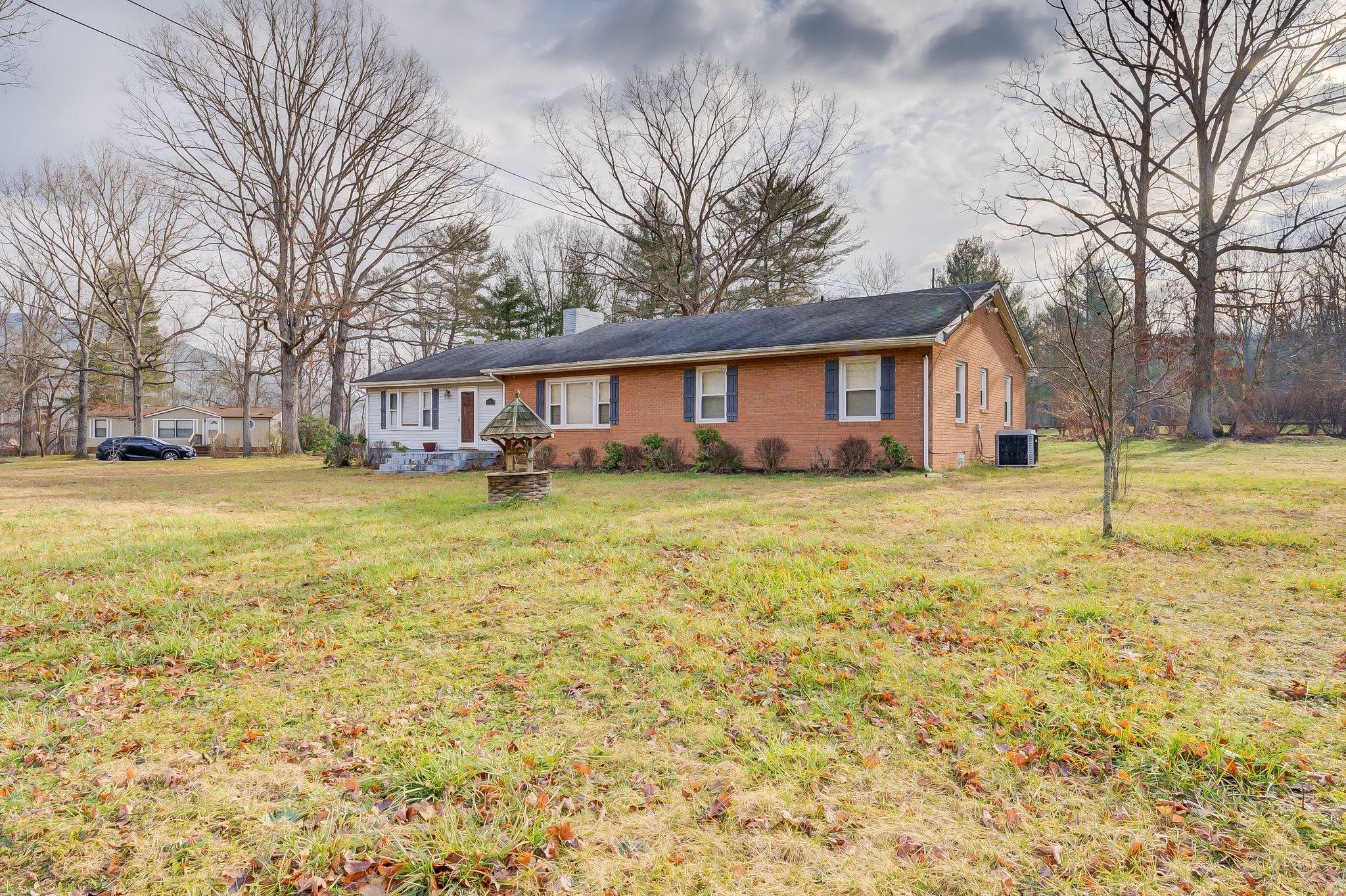 4074 Bradshaw Road Salem, VA 24153 - Photo 5 of 21 Im9kiI1g