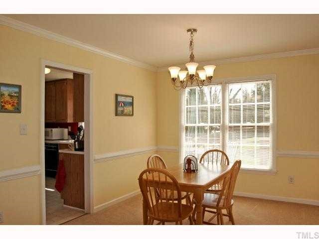 10 Rattan Bay Court Durham, NC 27713 - Photo 4 of 12 Gallery Image 4