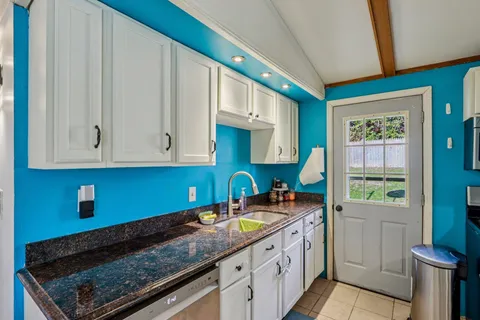 $275,000 | 1526 Manor Drive, Janesville, WI 53548