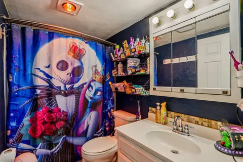 $275,000 | 1526 Manor Drive, Janesville, WI 53548