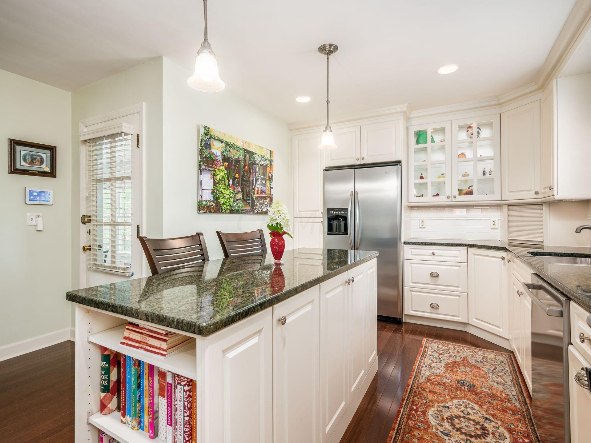 363 South Kellner Road Columbus, OH 43209 - Photo 22 of 72 Kitchen