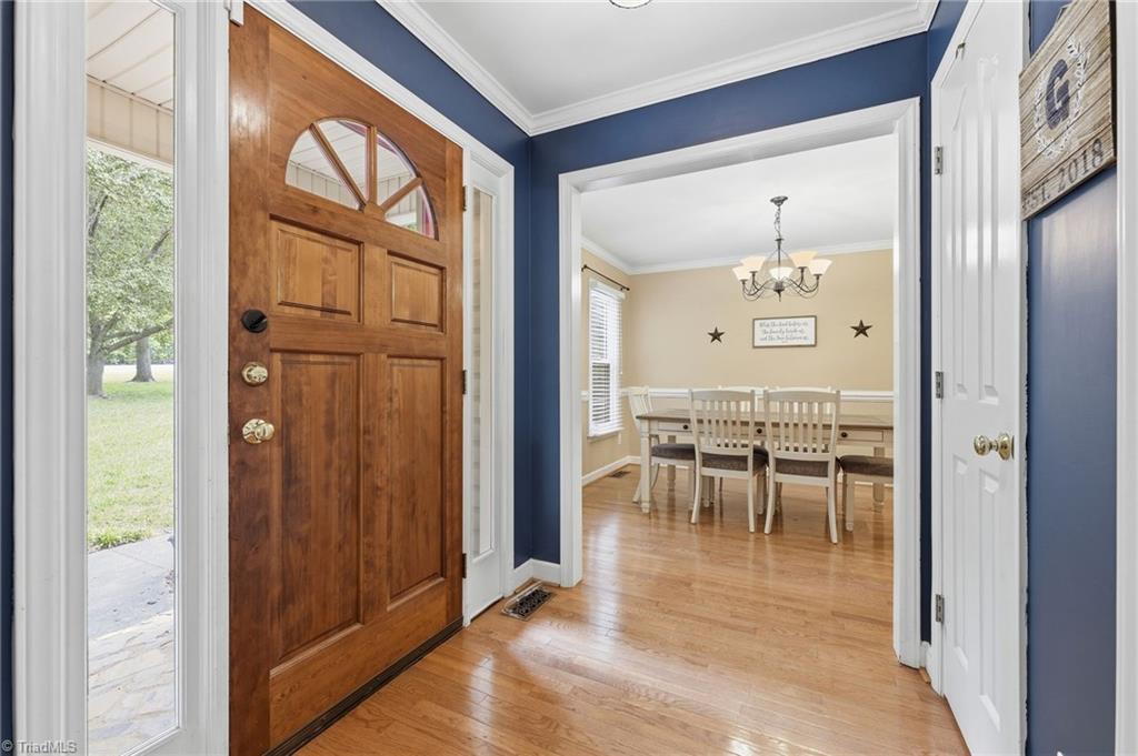 3710 Southeast School Road Greensboro, NC 27406 - Photo 4 of 39
