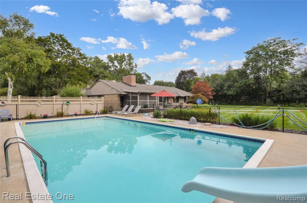33821 Argonne Road Farmington Hills, MI 48335 - Photo 28 of 39