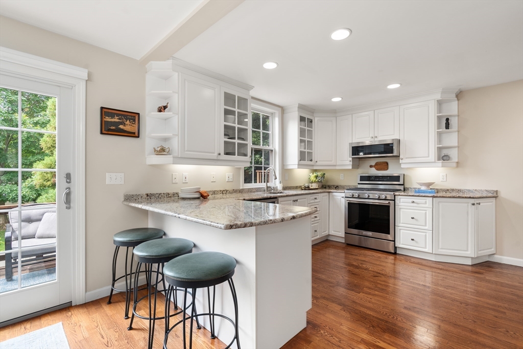 600 Trapelo Road, Unit 8 Waltham, MA 02452 - Photo 7 of 29