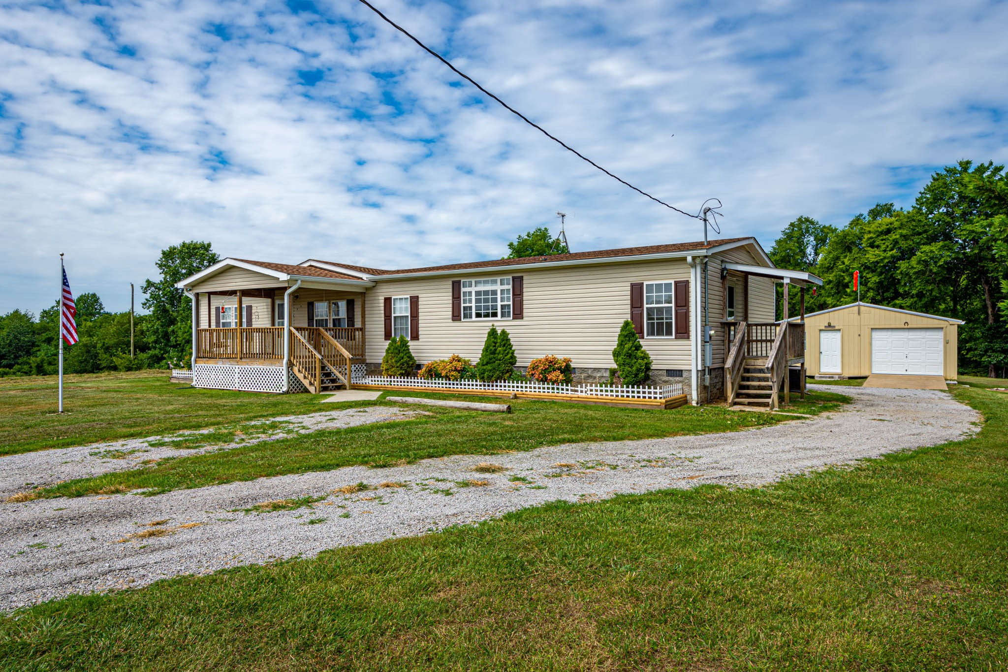 2790 Ball Hollow Road Pulaski, TN 38478 - Photo 4 of 67 Gallery Image 4