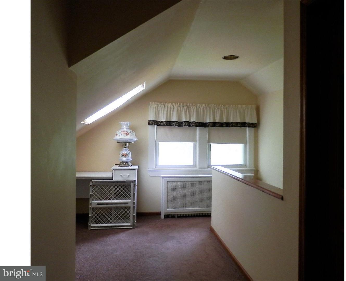 4 Grant Street Riverside, NJ 08075 - Photo 8 of 14 Hallway