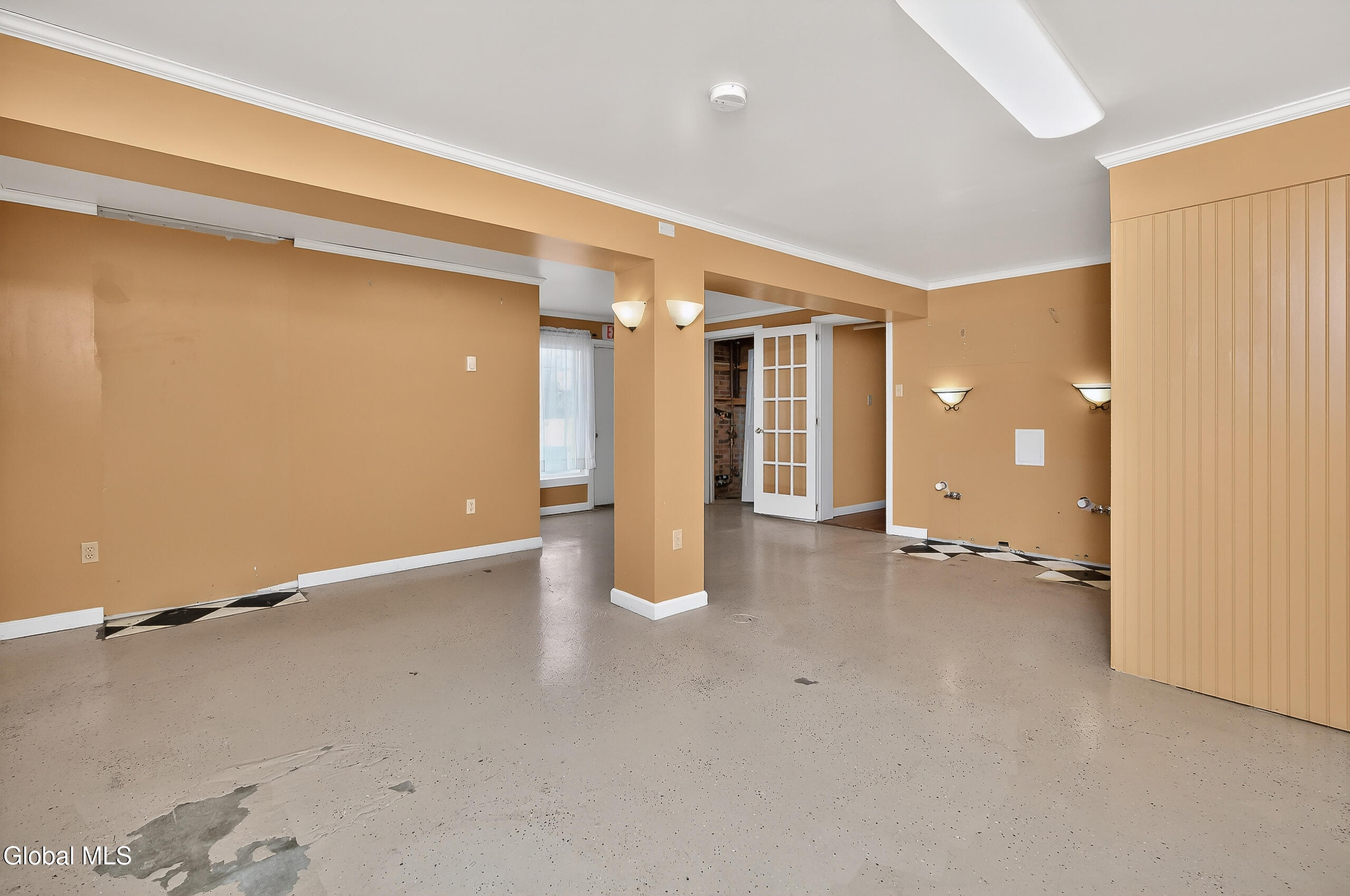 1208 Loudon Road Colonie, NY 12047 - Photo 15 of 24 061-1208-Loudon-Road-Cohoes-NY-12047