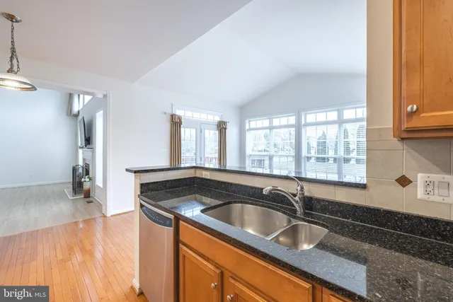 $3,995 | 13655 America Drive, Bristow, VA 20136