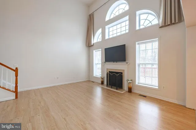 $3,995 | 13655 America Drive, Bristow, VA 20136