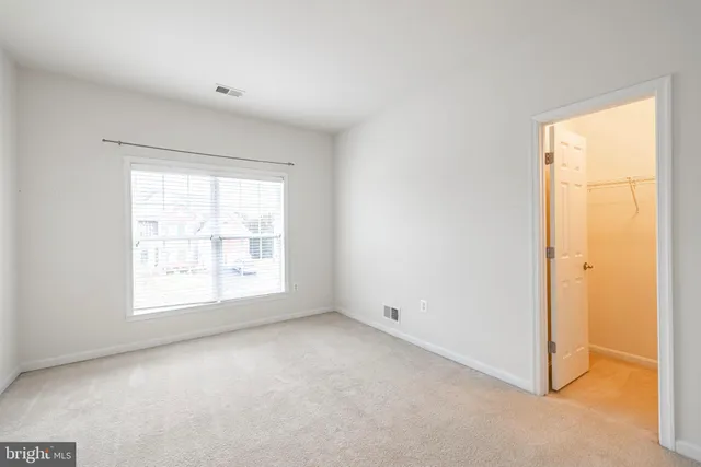 $3,995 | 13655 America Drive, Bristow, VA 20136