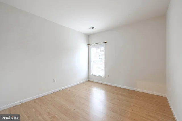 $3,995 | 13655 America Drive, Bristow, VA 20136