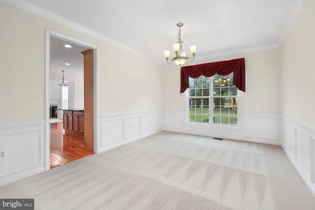 $3,995 | 13655 America Drive, Bristow, VA 20136