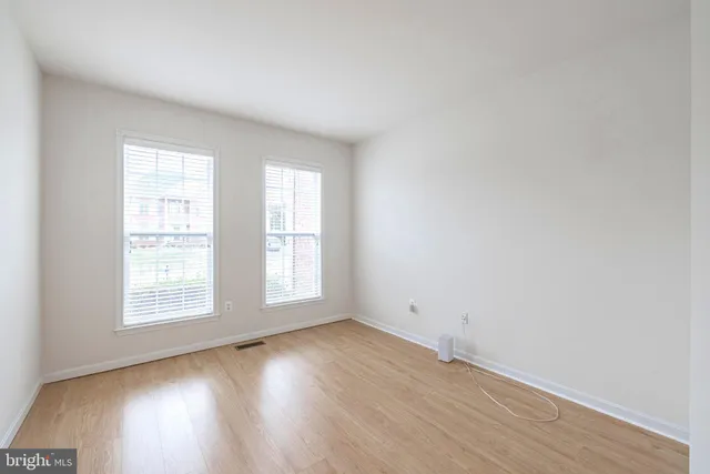 $3,995 | 13655 America Drive, Bristow, VA 20136