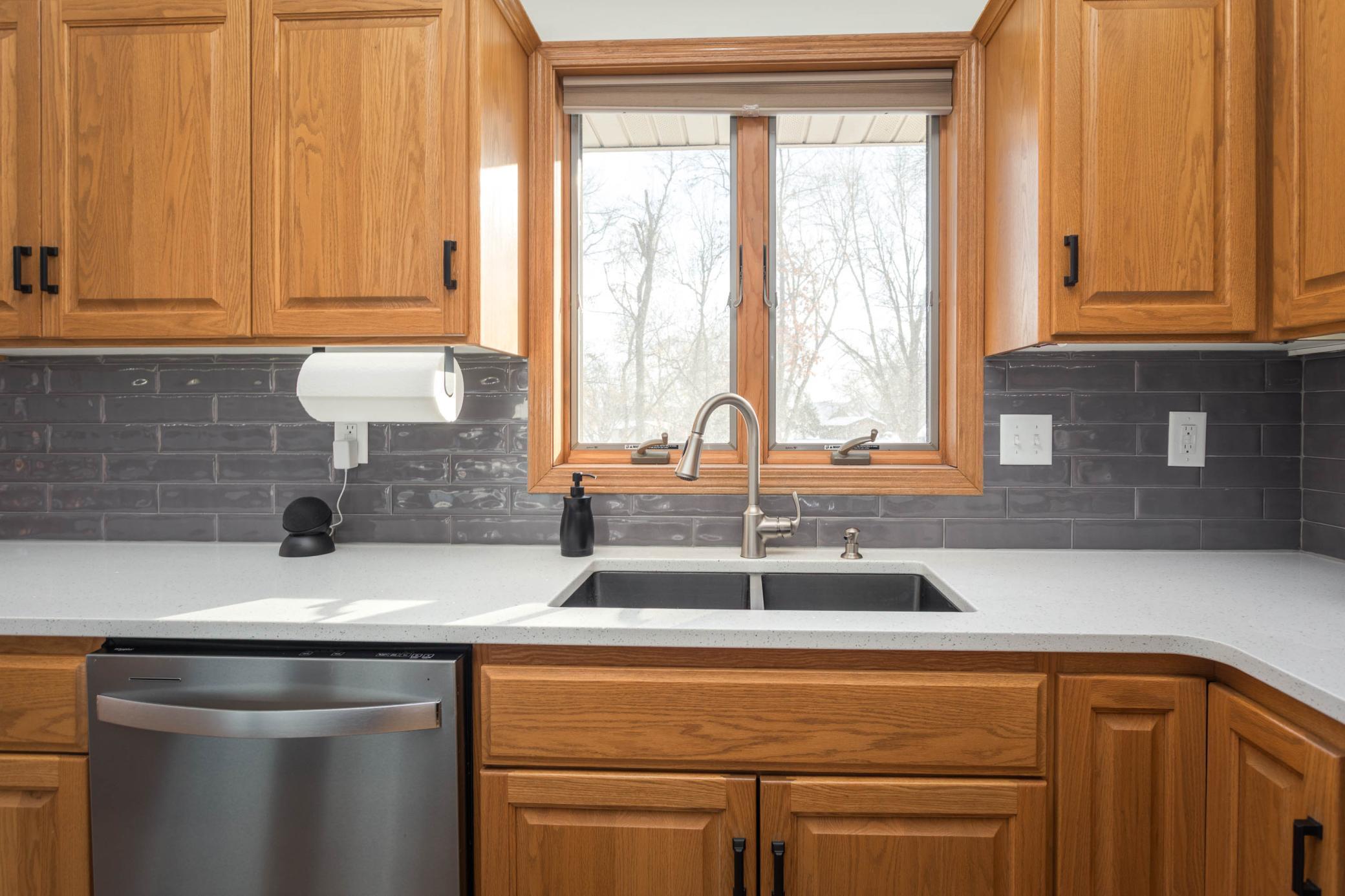 903 Geneva Drive Alexandria, MN 56308 - Photo 13 of 52