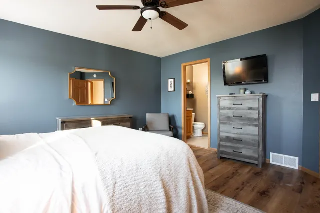 $460,000 | 903 Geneva Drive, Alexandria, MN 56308