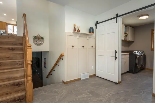 $460,000 | 903 Geneva Drive, Alexandria, MN 56308